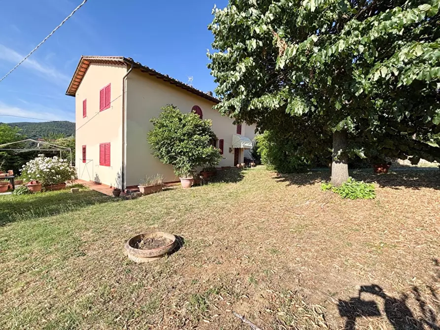 Immagine 32 di Villa in vendita  a Vinci