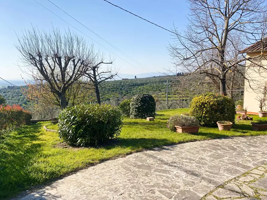 Immagine 5 di Villa in vendita  a Vinci