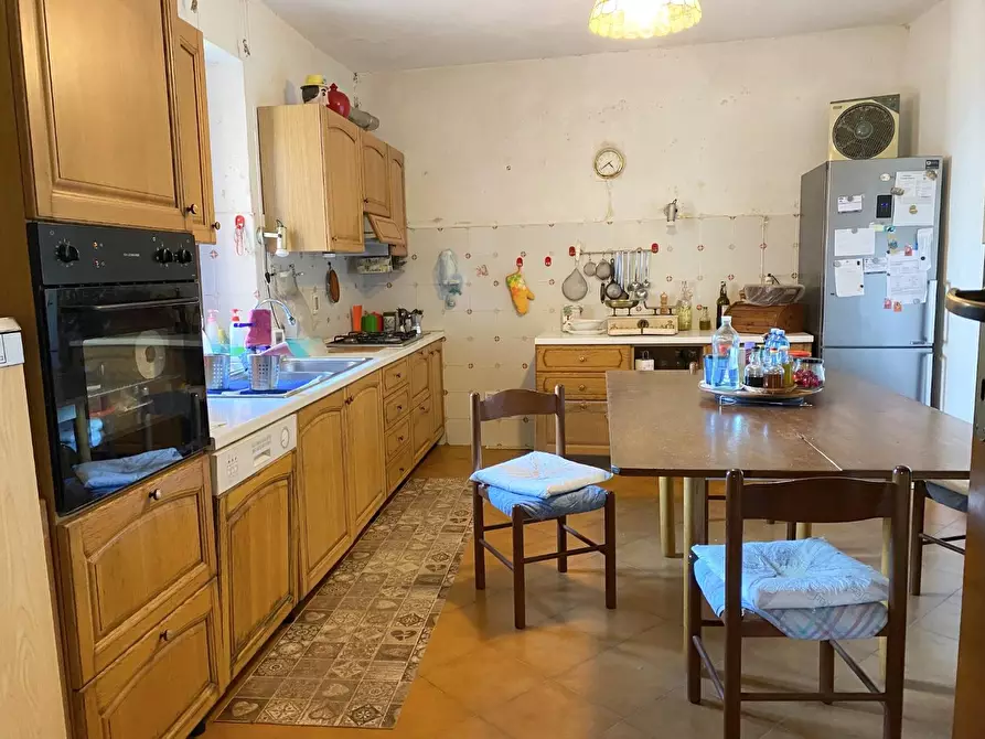 Immagine 21 di Villa in vendita  a Vinci