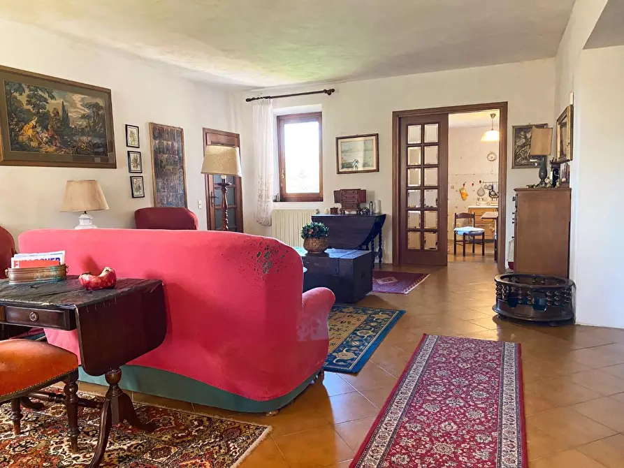 Immagine 11 di Villa in vendita  a Vinci