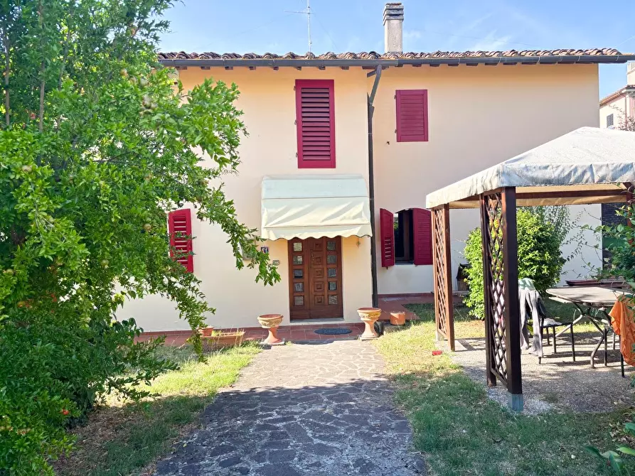 Immagine 30 di Villa in vendita  a Vinci