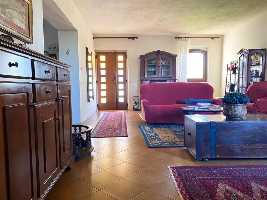 Immagine 10 di Villa in vendita  a Vinci