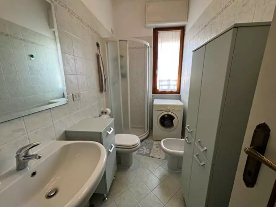 Immagine 17 di Appartamento in affitto  a Camaiore