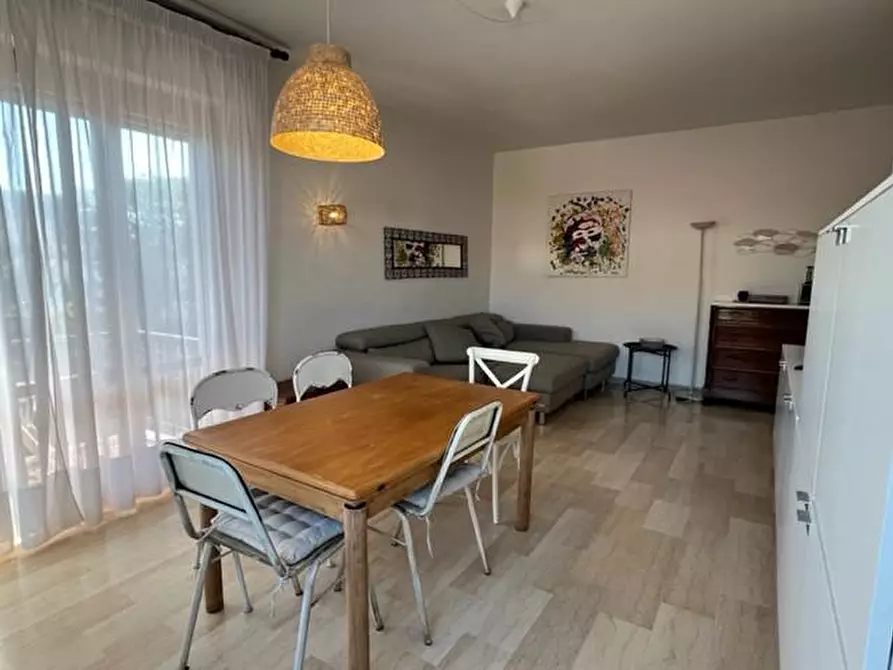 Immagine 3 di Appartamento in affitto  a Camaiore