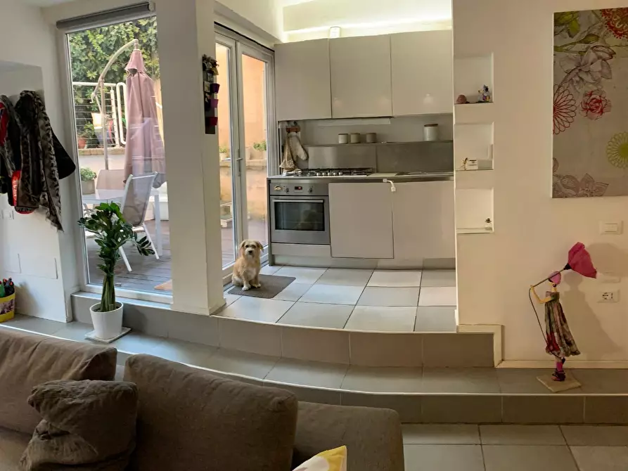 Immagine 6 di Appartamento in vendita  a Pisa