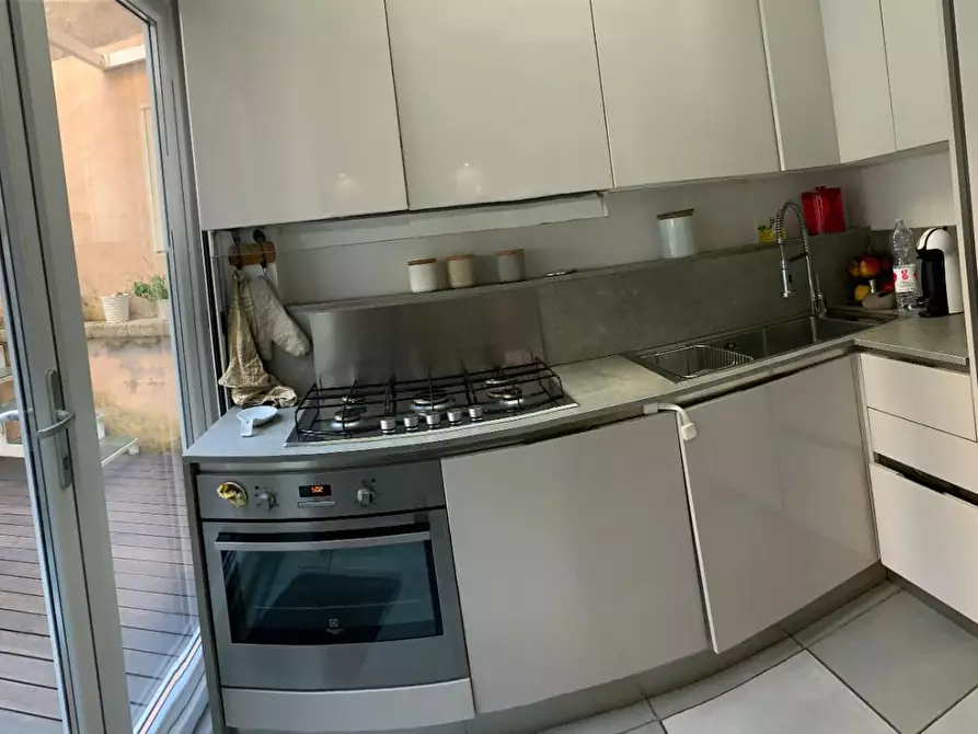 Immagine 7 di Appartamento in vendita  a Pisa