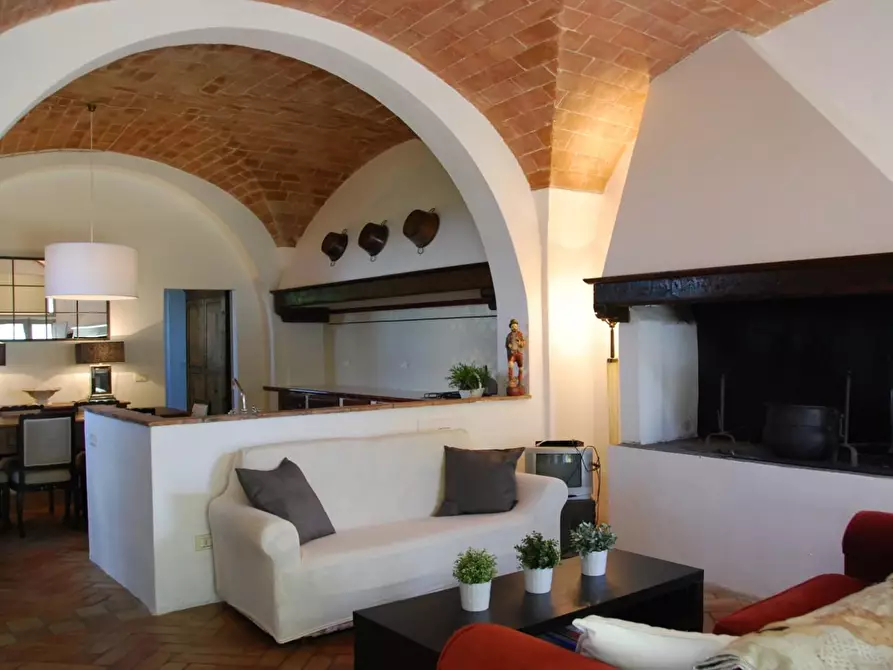 Immagine 8 di Agriturismo in vendita  a Castelfiorentino