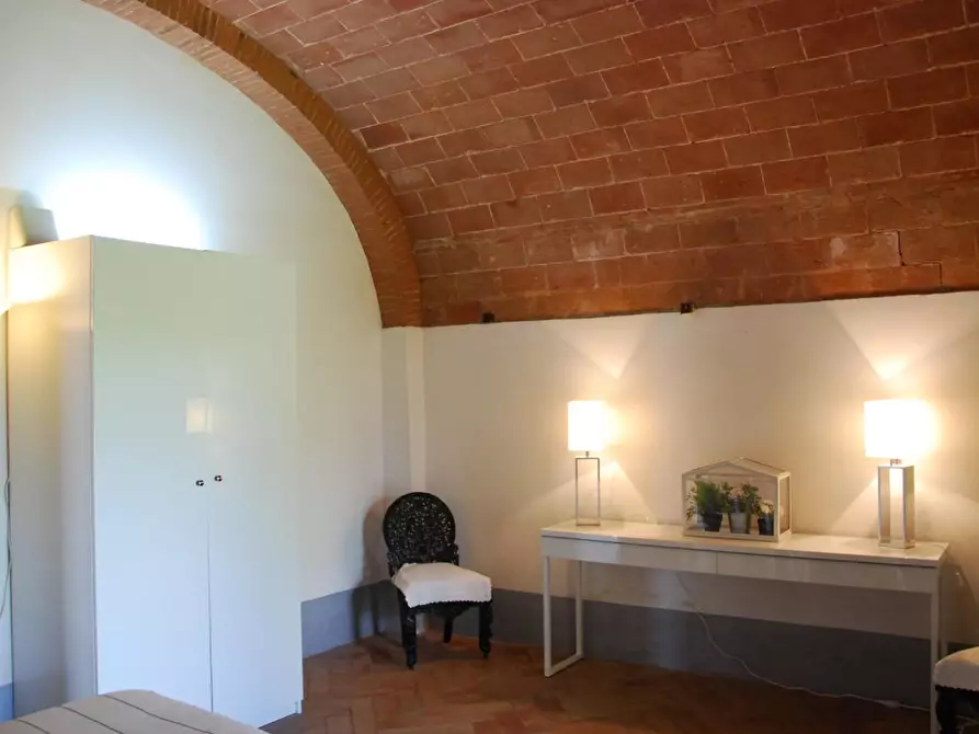 Immagine 15 di Agriturismo in vendita  a Castelfiorentino