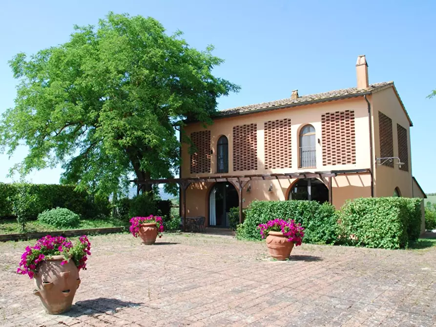 Immagine 19 di Agriturismo in vendita  a Castelfiorentino