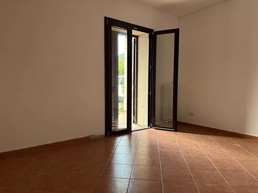 Immagine 9 di Appartamento in vendita  a Calci