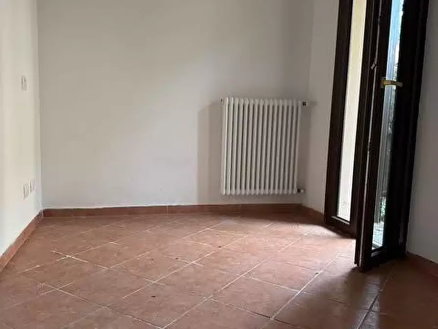 Immagine 10 di Appartamento in vendita  a Calci