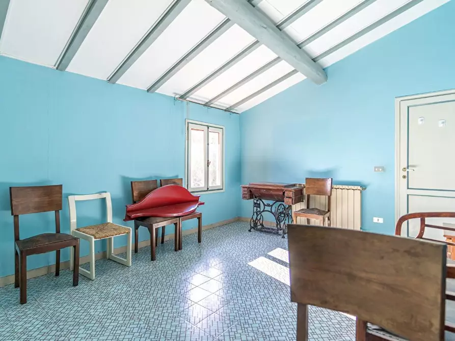 Immagine 29 di Villa in vendita  a San Miniato