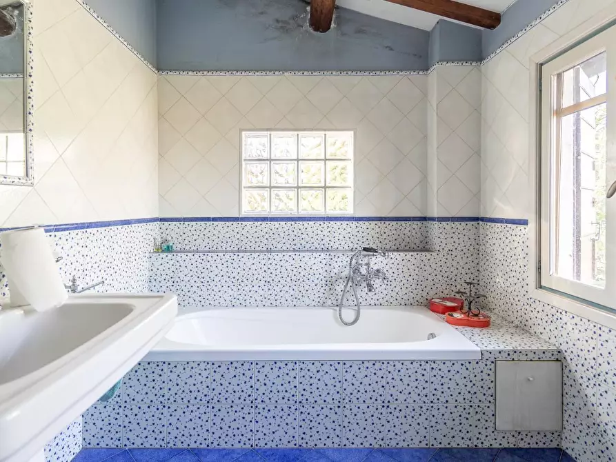 Immagine 32 di Villa in vendita  a San Miniato