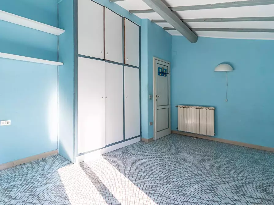 Immagine 23 di Villa in vendita  a San Miniato