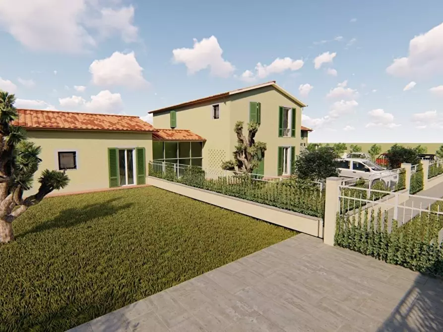 Immagine 25 di Appartamento in vendita  a Ameglia