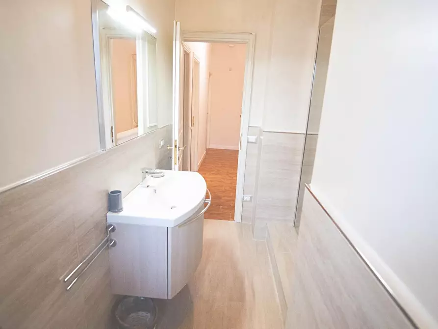 Immagine 27 di Villa in affitto  a Forte Dei Marmi