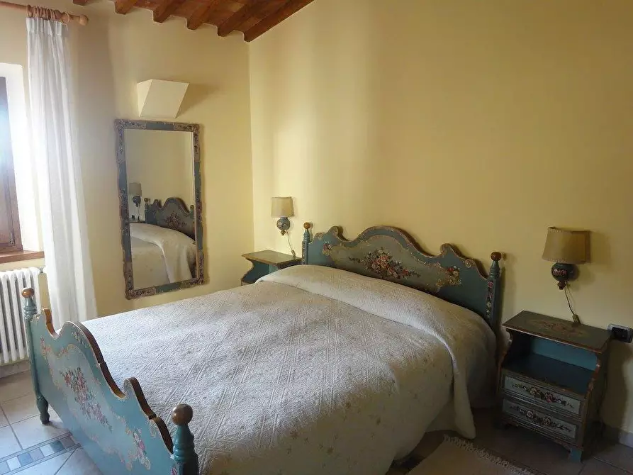 Immagine 8 di Casa colonica in vendita  a Lamporecchio