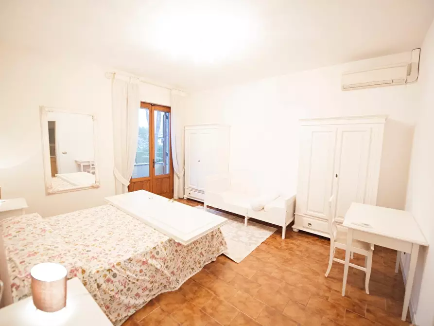 Immagine 7 di Villa in vendita  a Forte Dei Marmi