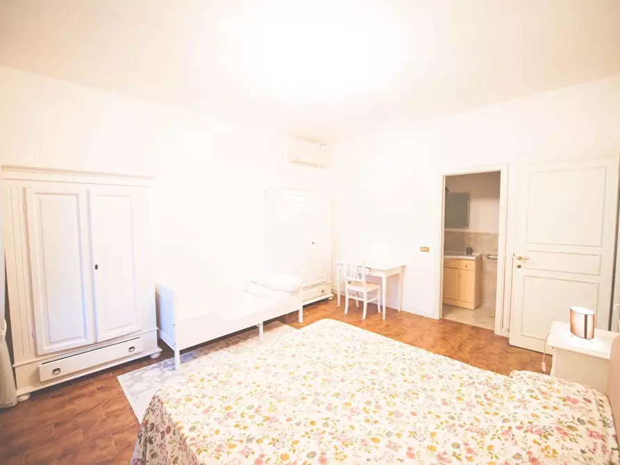 Immagine 9 di Villa in vendita  a Forte Dei Marmi