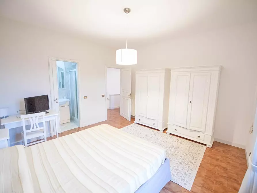 Immagine 13 di Villa in vendita  a Forte Dei Marmi