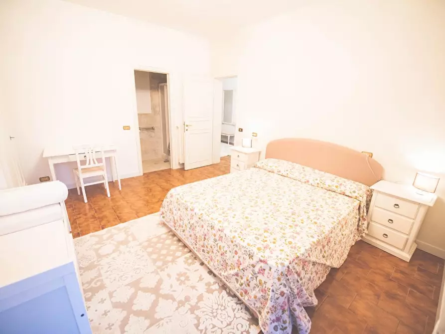 Immagine 8 di Villa in vendita  a Forte Dei Marmi