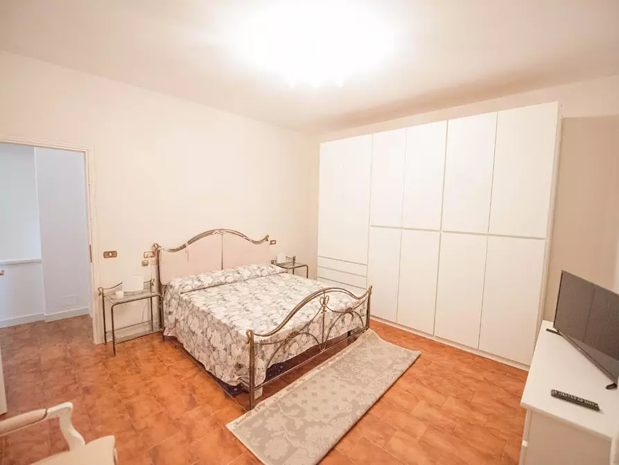 Immagine 14 di Villa in vendita  a Forte Dei Marmi