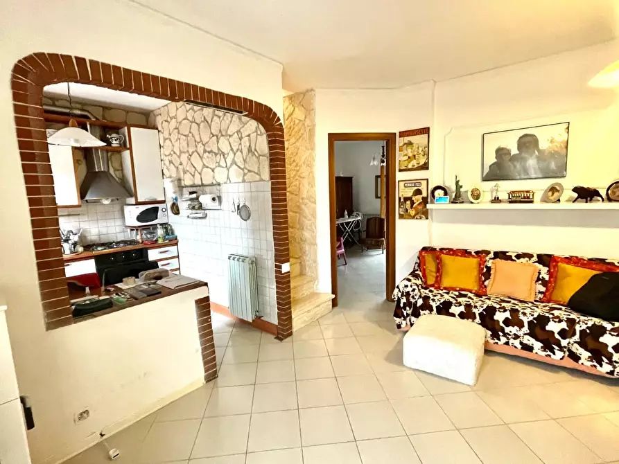 Immagine 3 di Appartamento in vendita  a Castelnuovo Berardenga