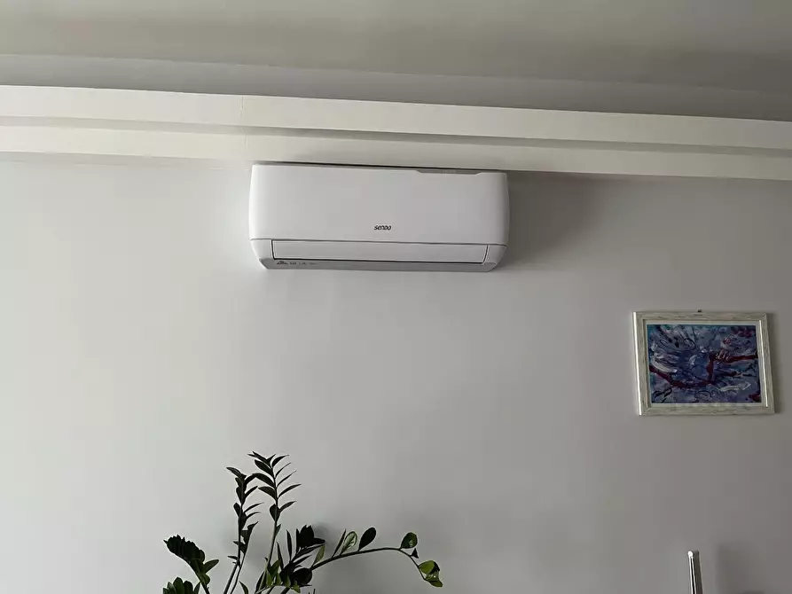 Immagine 4 di Appartamento in vendita  a Carrara