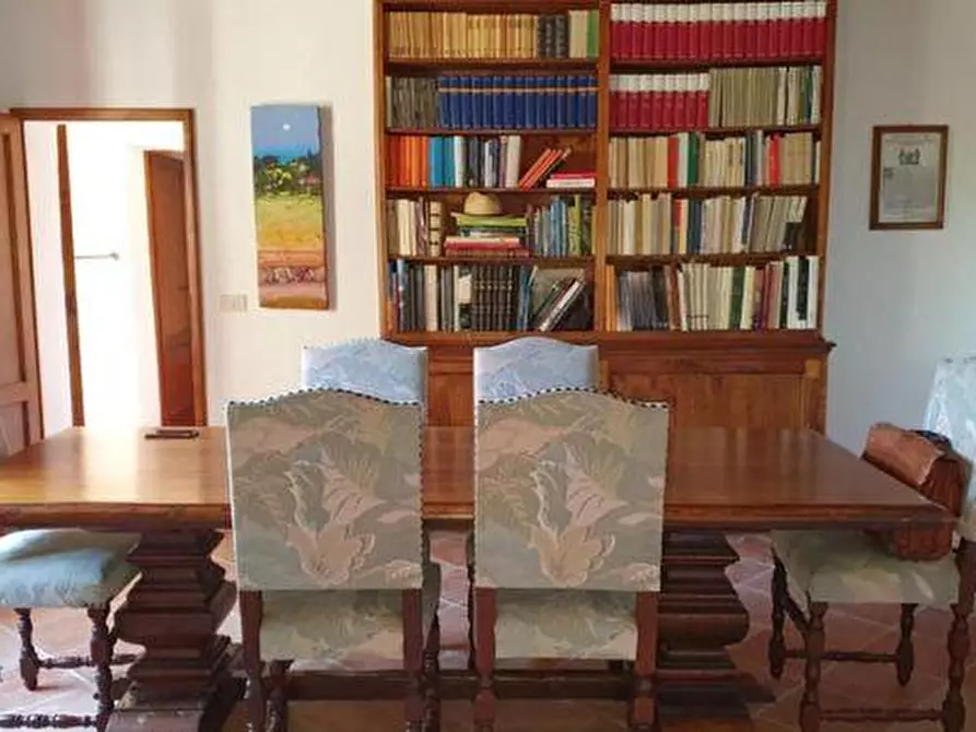 Immagine 14 di Casa colonica in vendita  a Lamporecchio