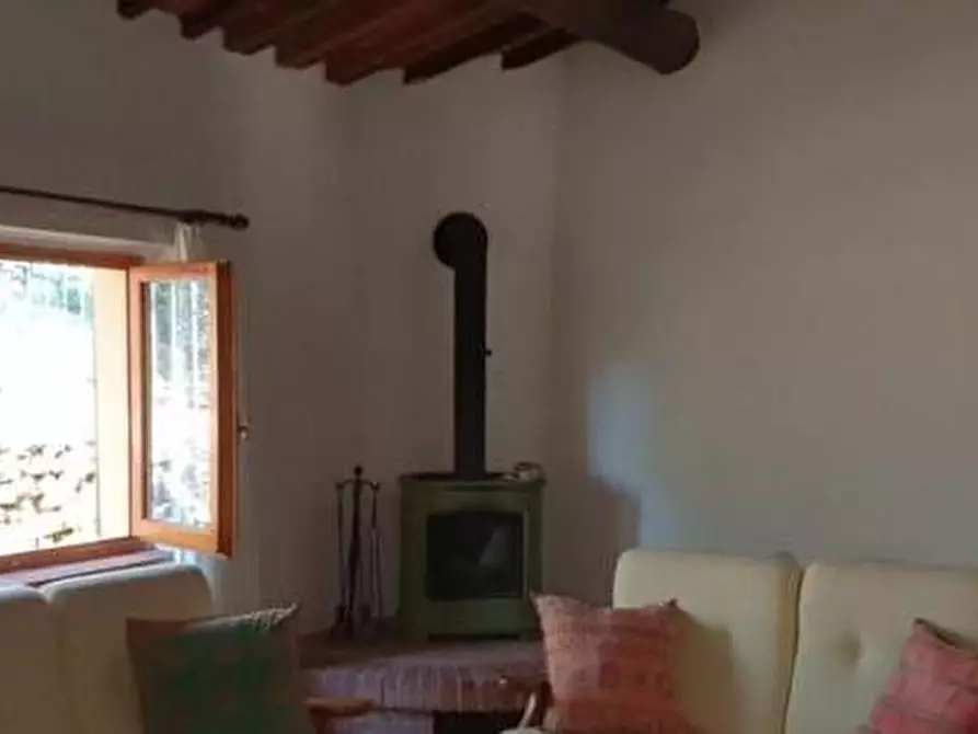 Immagine 16 di Casa colonica in vendita  a Lamporecchio