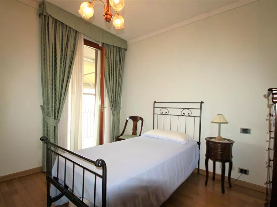 Immagine 22 di Villa in vendita  a Lucca