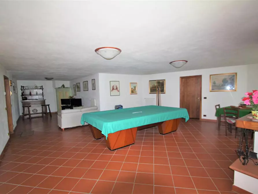 Immagine 28 di Villa in vendita  a Lucca