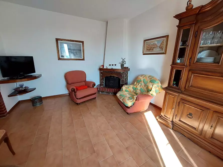 Immagine 3 di Appartamento in vendita  a Rosignano Marittimo