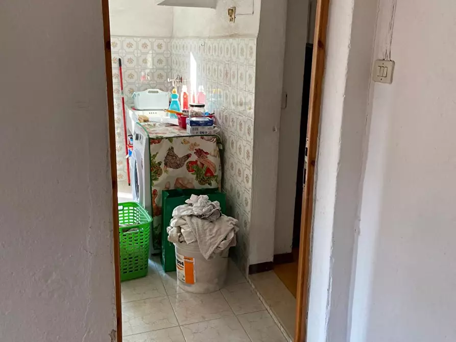 Immagine 14 di Palazzo in vendita  a Calci