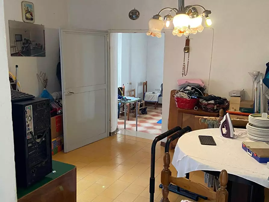 Immagine 18 di Palazzo in vendita  a Calci