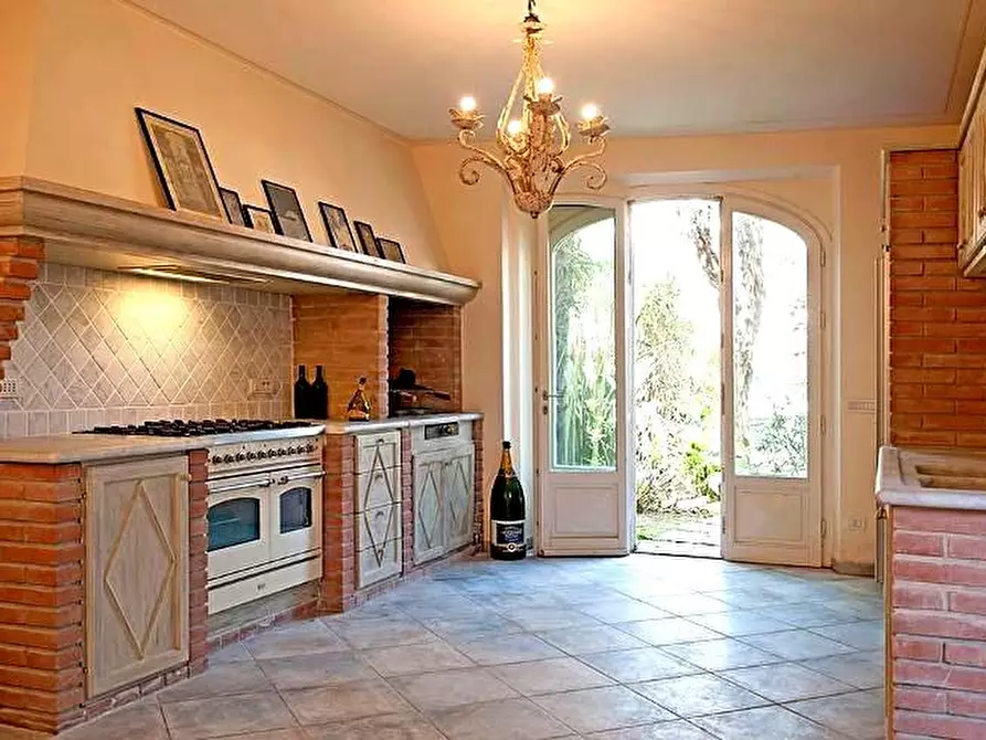 Immagine 8 di Villa in affitto  a Forte Dei Marmi