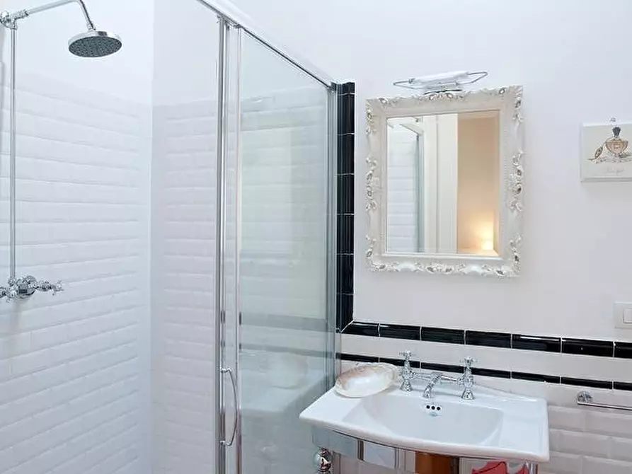 Immagine 24 di Villa in affitto  a Forte Dei Marmi