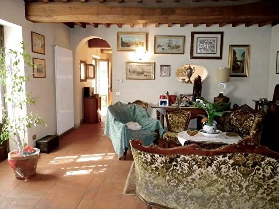 Immagine 15 di Rustico / casale in vendita  a San Giuliano Terme