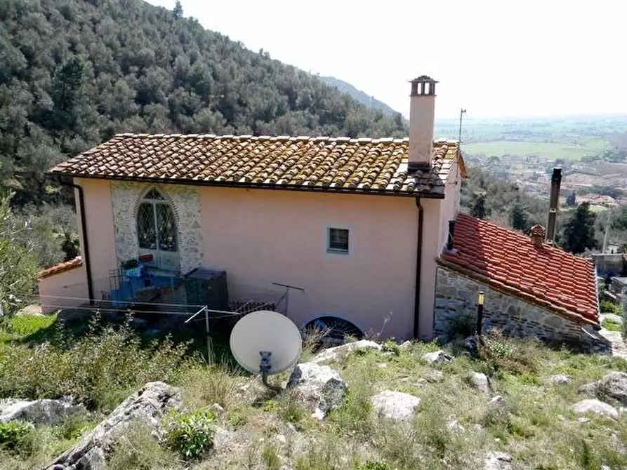 Immagine 1 di Rustico / casale in vendita  a San Giuliano Terme