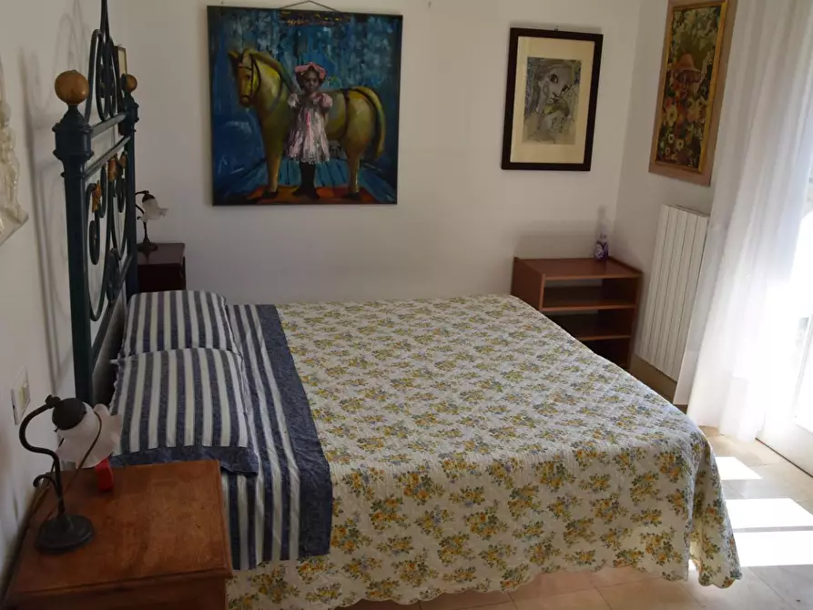 Immagine 11 di Appartamento in affitto  a Massa