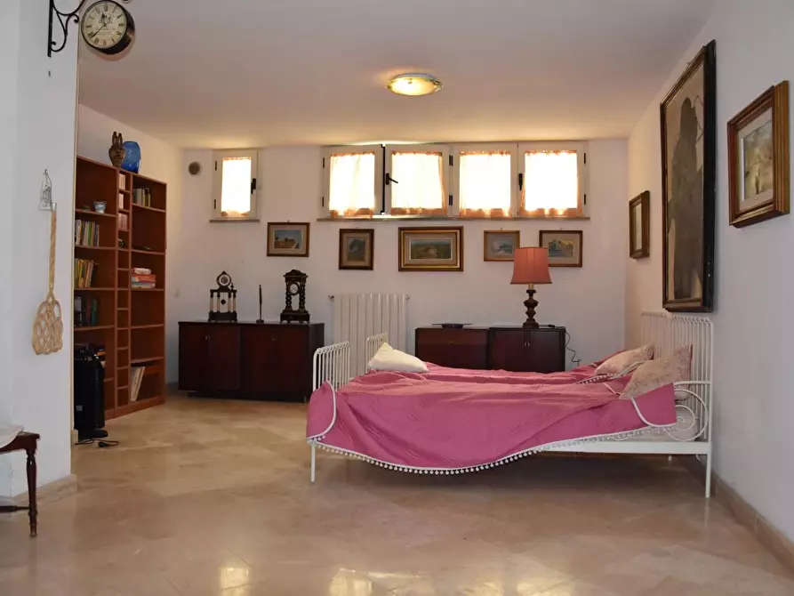 Immagine 15 di Appartamento in affitto  a Massa