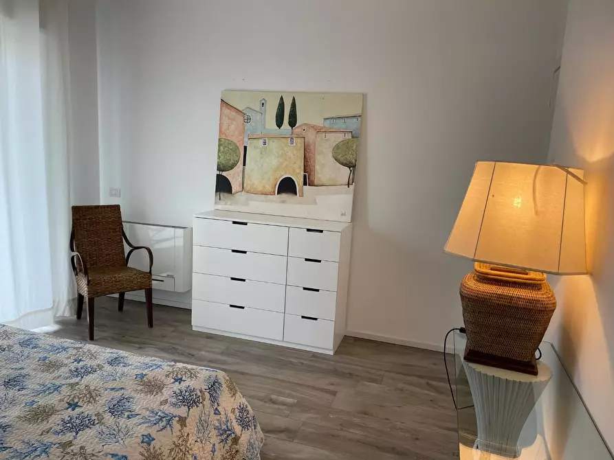 Immagine 18 di Appartamento in affitto  a Montignoso