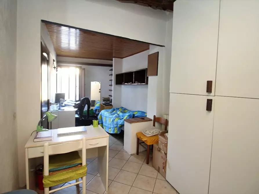 Immagine 7 di Appartamento in vendita  a Siena