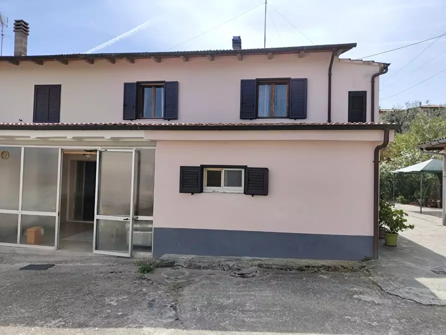 Immagine 41 di Terratetto in vendita  a Crespina Lorenzana