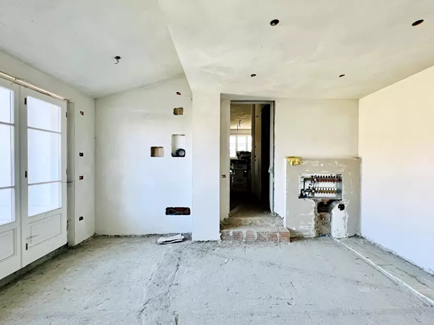 Immagine 10 di Casa quadrifamiliare in vendita  a Camaiore