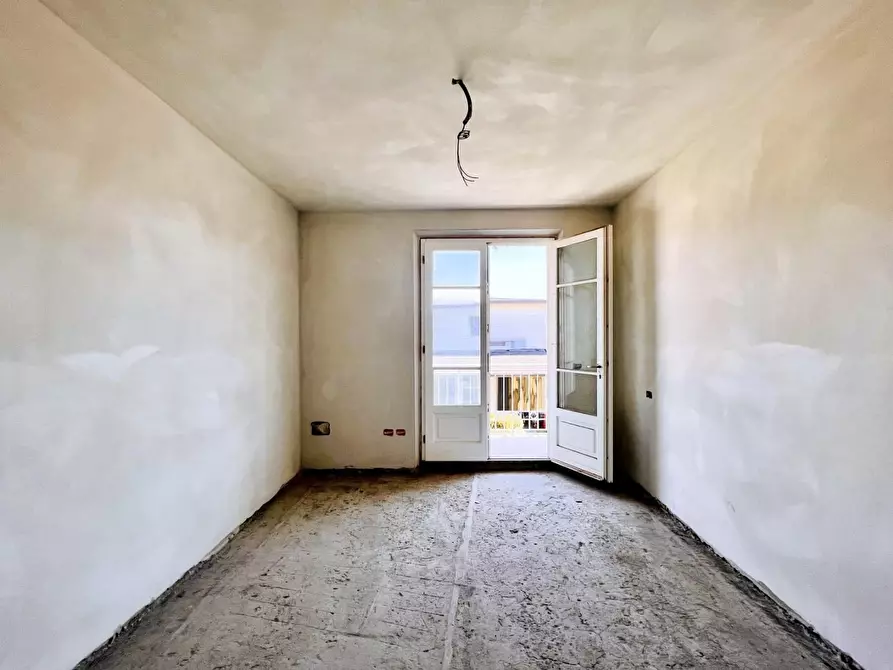 Immagine 32 di Casa quadrifamiliare in vendita  a Camaiore