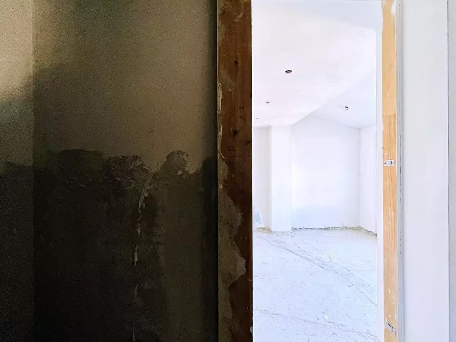 Immagine 6 di Casa quadrifamiliare in vendita  a Camaiore