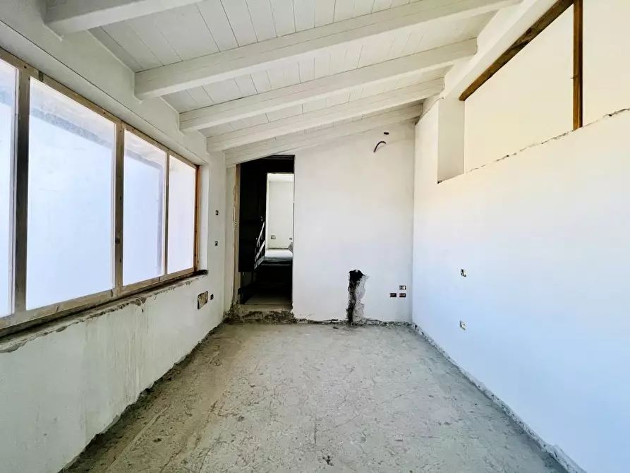 Immagine 29 di Casa quadrifamiliare in vendita  a Camaiore