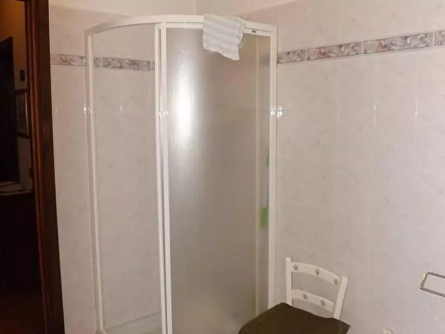 Immagine 10 di Casa indipendente in vendita  a Carrara