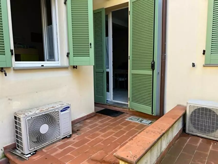 Immagine 3 di Appartamento in affitto  a Camaiore